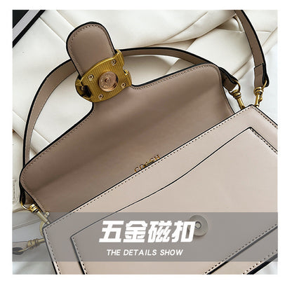 Luxury Fashion Women's Chain Handbag PU Leather Girls Shoulder Messenger Bag Brand lightweight Commuting Bag Tassel Square Bag
