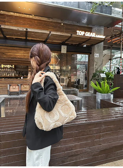 Faux Fur Tote Bag High Quality Plush Handbag Women Fall Winter Vintage Fashion Large Capacity Shoulder Bag