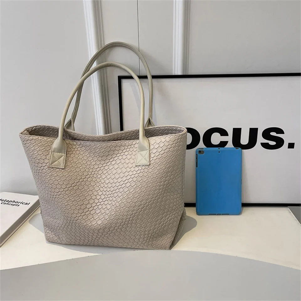 Women's Woven Pattern Tote Bag Elegant PU Leather Handbag Vintage Large Capacity Fashion Trending Japon Style  Shoulder Bags
