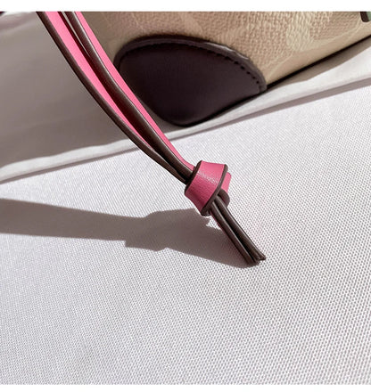 Light luxury women's handbag, retro carriage drawstring bucket bag, 2025 new style bag, high-end single shoulder crossbody bag