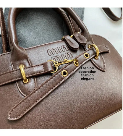 Fashionable Retro Shell Handbag Women's Crossbody Bag Versatile Autumn Winter Handbag Single Shoulder Bag with Zipper Closure