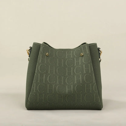 Carolina Herrera Stylish Women's Crossbody Bag Large Capacity Versatile Commuter Style Women's Flyknit Shoulder Bag