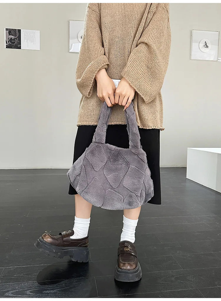 Faux Fur Tote Bag High Quality Plush Handbag Women Fall Winter Vintage Fashion Large Capacity Shoulder Bag