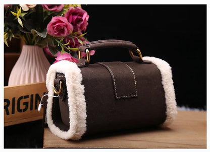 Luxury brand women's bag high-end designer 2024 new autumn and winter plush handbag single shoulder crossbody small square bag