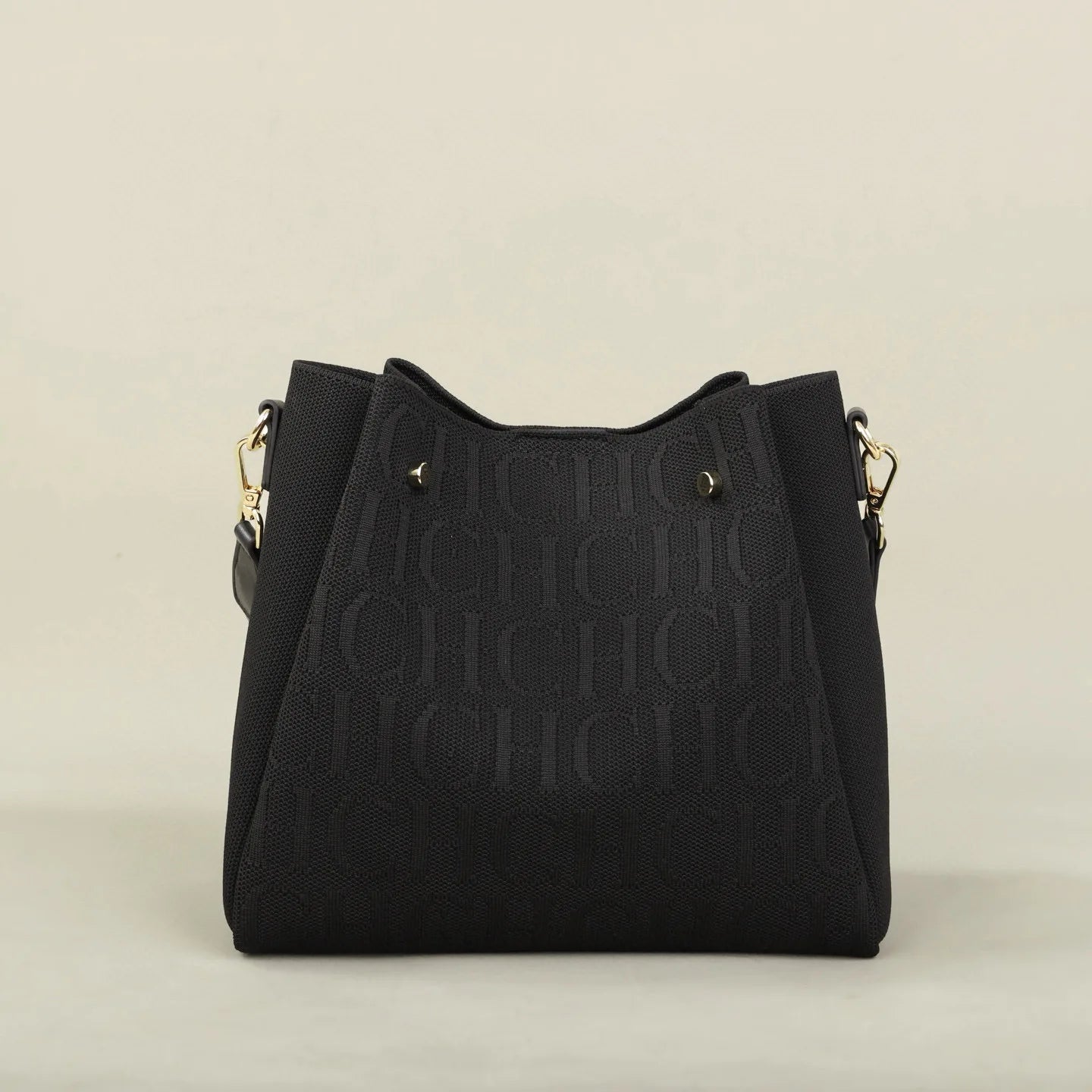 Carolina Herrera Stylish Women's Crossbody Bag Large Capacity Versatile Commuter Style Women's Flyknit Shoulder Bag