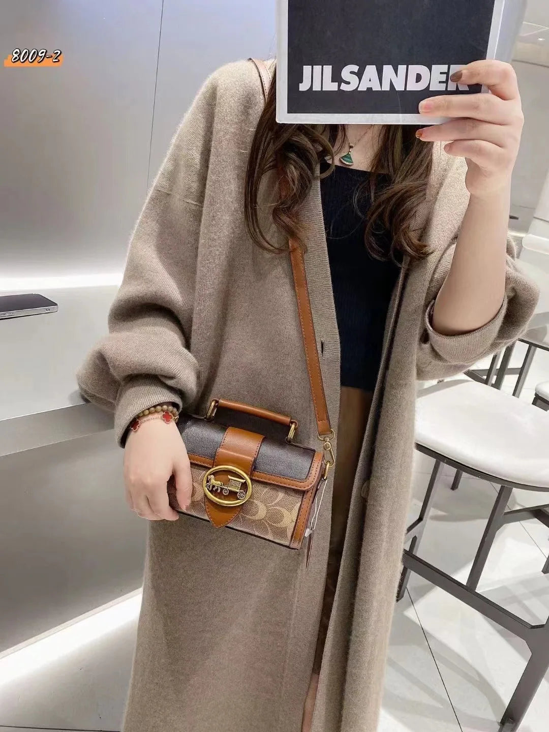 Luxury brand women's bag high-end designer 2024 new autumn and winter plush handbag single shoulder crossbody small square bag
