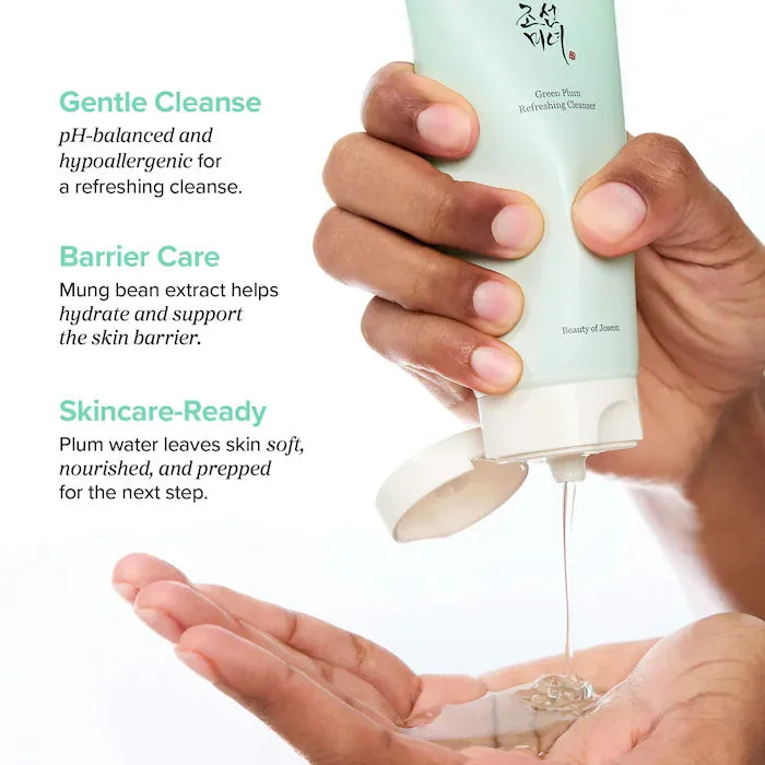 Korean Green Plum Refreshing Cleanser for Gentle Daily Wash Facial Foaming Cleanser Deeply Cleansing Oil Control Moisturizing