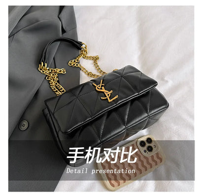 New Xiaoxiangfeng diamond grid chain bag, stylish and versatile, large capacity diagonal span small square bag