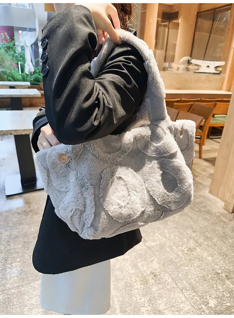 Faux Fur Tote Bag High Quality Plush Handbag Women Fall Winter Vintage Fashion Large Capacity Shoulder Bag