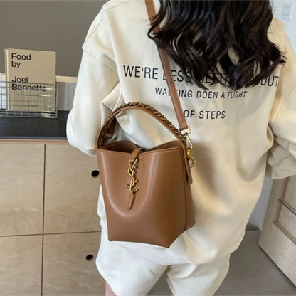 Classic old money wind bucket bag large capacity diagonal cross handbag senior sense of work commuting lazy wind women's bags