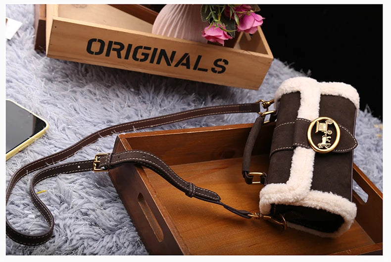 Luxury brand women's bag high-end designer 2024 new autumn and winter plush handbag single shoulder crossbody small square bag