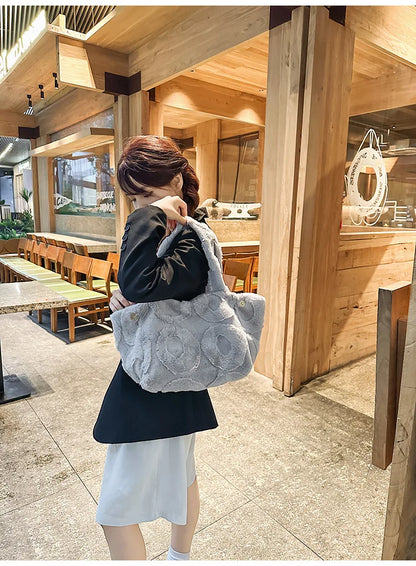 Faux Fur Tote Bag High Quality Plush Handbag Women Fall Winter Vintage Fashion Large Capacity Shoulder Bag