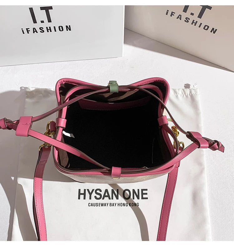Light luxury women's handbag, retro carriage drawstring bucket bag, 2025 new style bag, high-end single shoulder crossbody bag