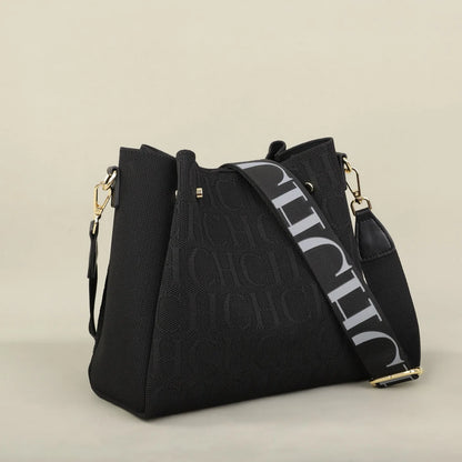 Carolina Herrera Stylish Women's Crossbody Bag Large Capacity Versatile Commuter Style Women's Flyknit Shoulder Bag