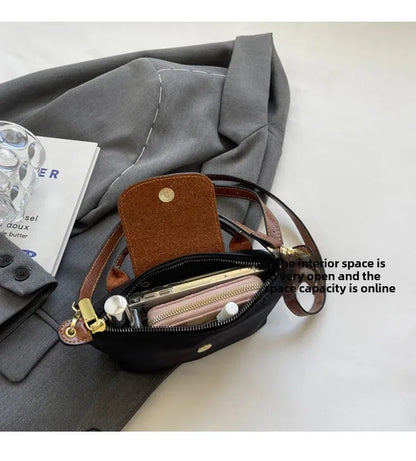 New Hot Sale Of The Season Fashionable Women's Plaid Canvas Dumpling Bag Crossbody Shoulder Bag Lightweight for Autumn Winter Ve