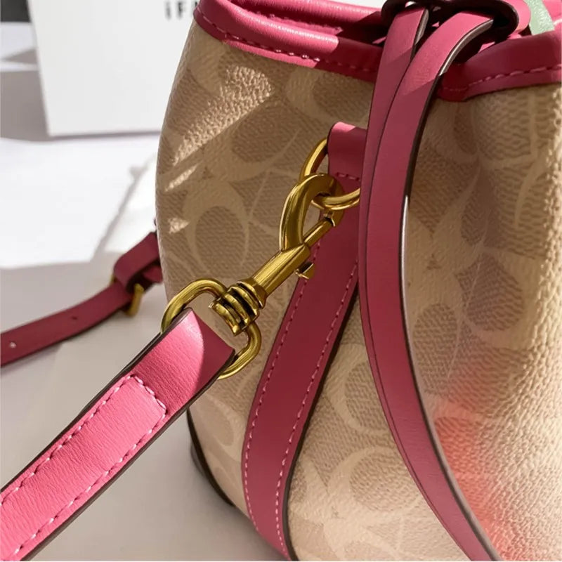 Light luxury women's handbag, retro carriage drawstring bucket bag, 2025 new style bag, high-end single shoulder crossbody bag