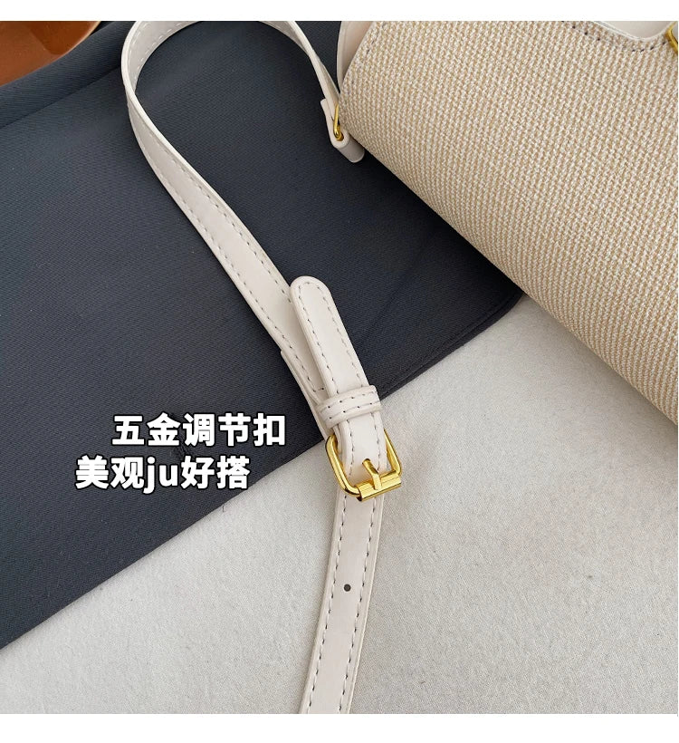 Stylish Quilted Women Messenger Bag - Waterproof Leather Crossbody Shoulder Bag With Adjustable Chain For Travel & Shopping