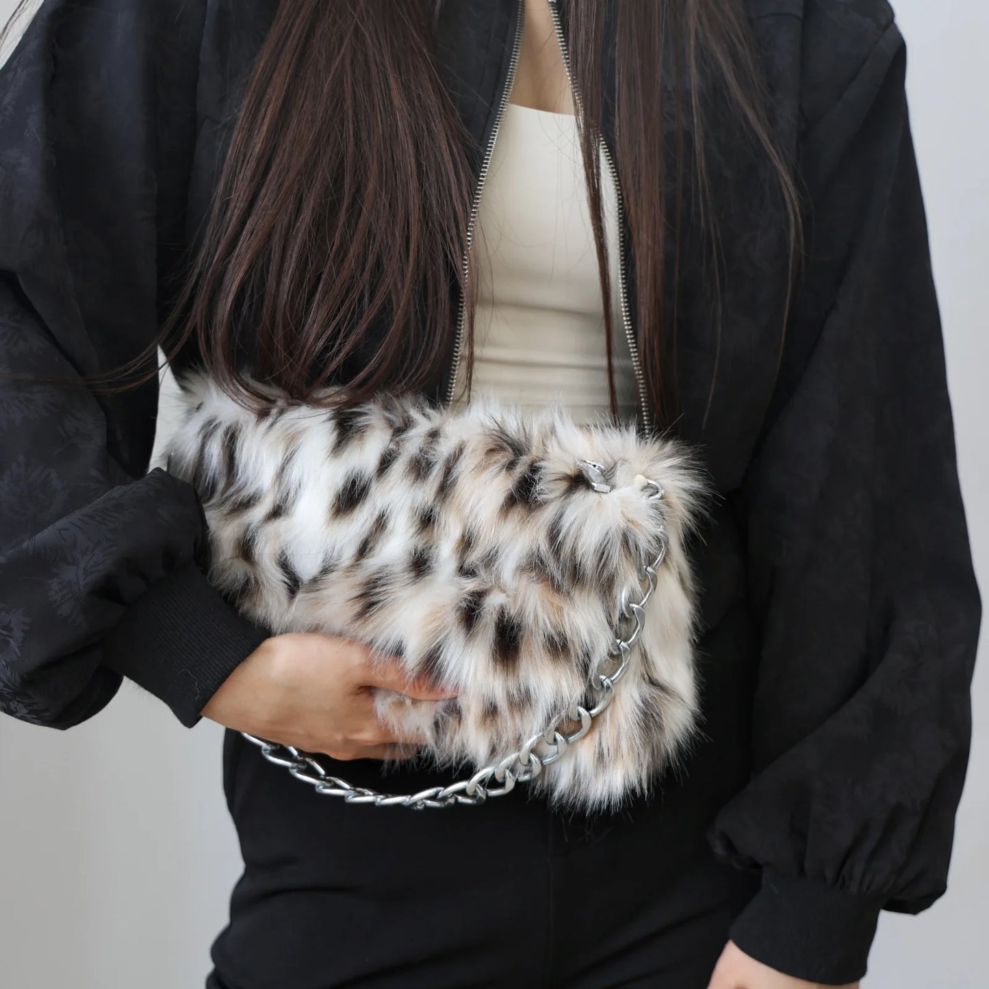 New Faux Fur Leopard Shoulder Bag Women's Autumn Winter Chain Handbags Ladies Leopard Print Clutch Purses Fluffy Top Handle Bags