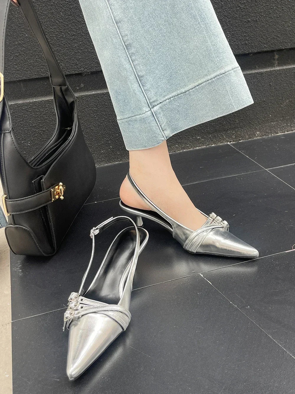 Pointed Toe Women Sandals New Arrivals Fashion Elastic Band Party Dress Shoes Woman Thin Mid Heels Red Black Silver Fashion