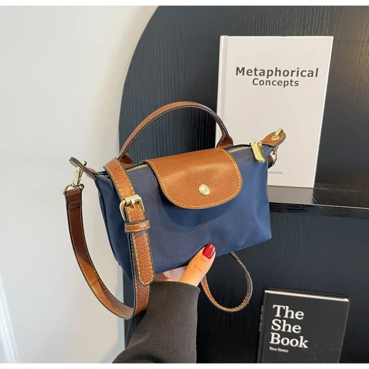 New Hot Sale Of The Season Fashionable Women's Plaid Canvas Dumpling Bag Crossbody Shoulder Bag Lightweight for Autumn Winter Ve