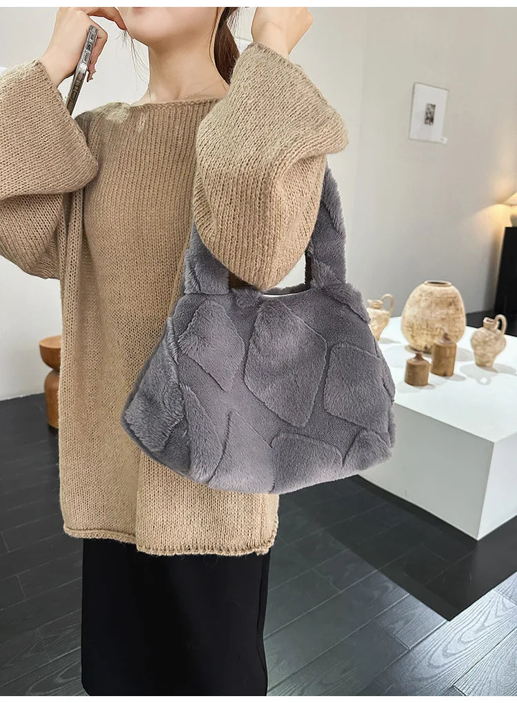 Faux Fur Tote Bag High Quality Plush Handbag Women Fall Winter Vintage Fashion Large Capacity Shoulder Bag
