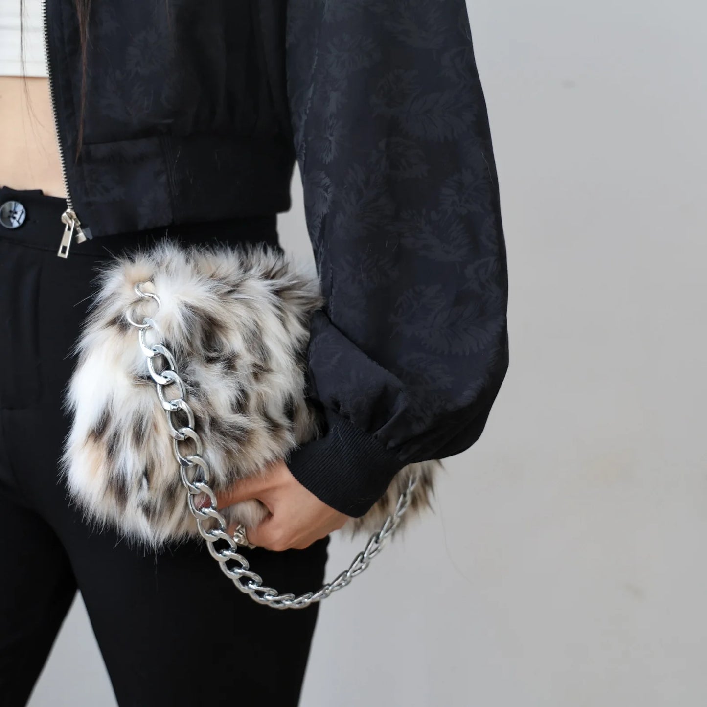 New Faux Fur Leopard Shoulder Bag Women's Autumn Winter Chain Handbags Ladies Leopard Print Clutch Purses Fluffy Top Handle Bags