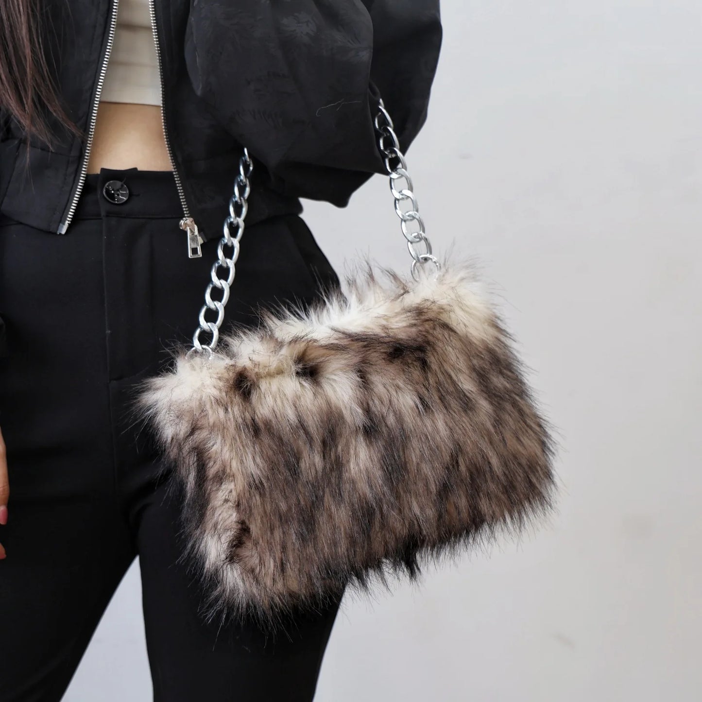 New Faux Fur Leopard Shoulder Bag Women's Autumn Winter Chain Handbags Ladies Leopard Print Clutch Purses Fluffy Top Handle Bags
