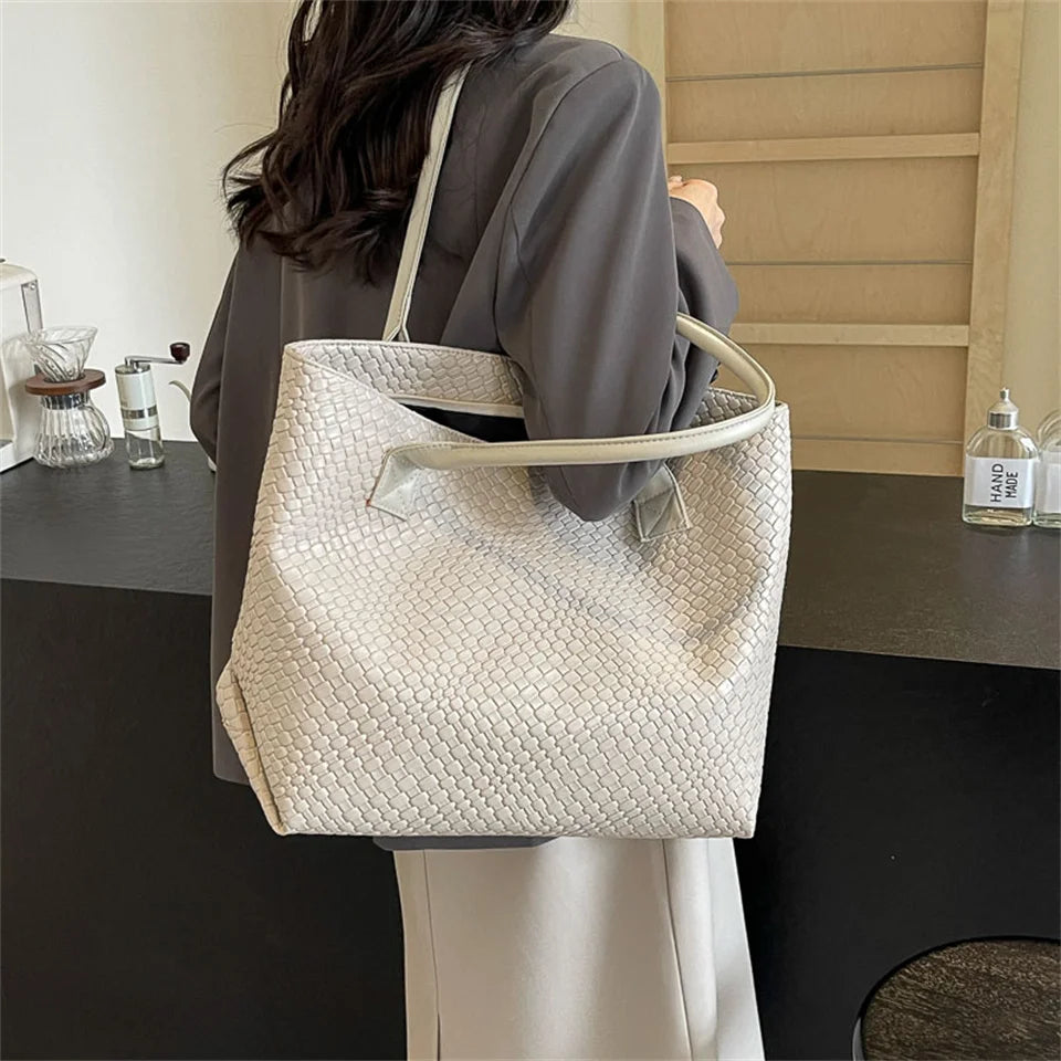 Women's Woven Pattern Tote Bag Elegant PU Leather Handbag Vintage Large Capacity Fashion Trending Japon Style  Shoulder Bags