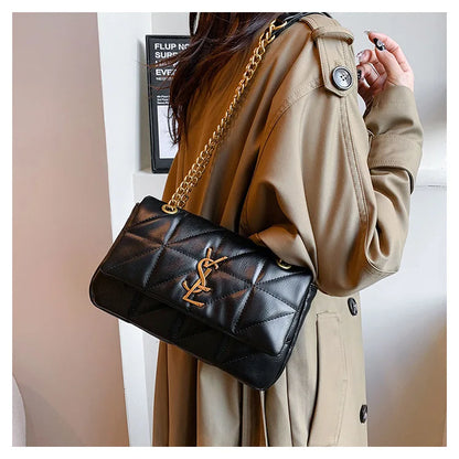 New Xiaoxiangfeng diamond grid chain bag, stylish and versatile, large capacity diagonal span small square bag